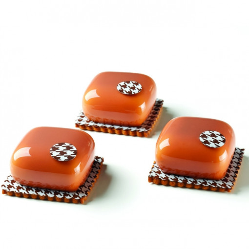 Силиконова форма Mister, еднопорционна 5,8 x 5,8 x h 3,3 cm, 90 ml 12 кухини