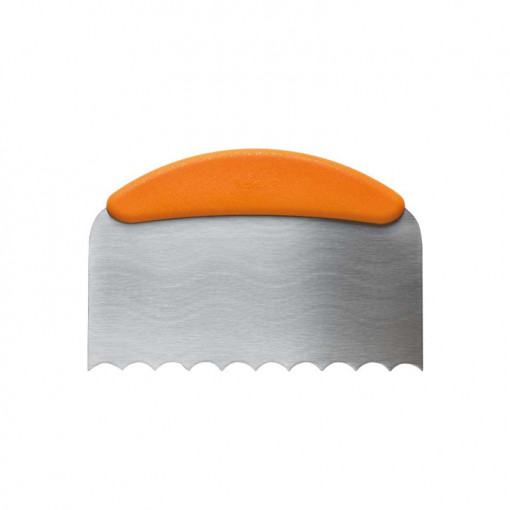 Cake Levelling Scraper with Plastic Handle and Ribbon Stainless Steel Blade, 22.5x11cm