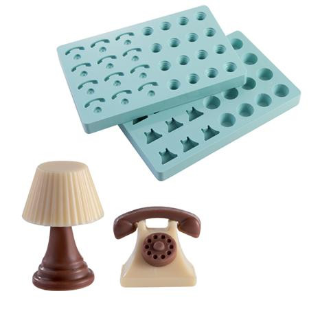 *Set of 2 Vintage Chocolate Mat Mattres, Telephone and Candle 27,5x17,5 cm