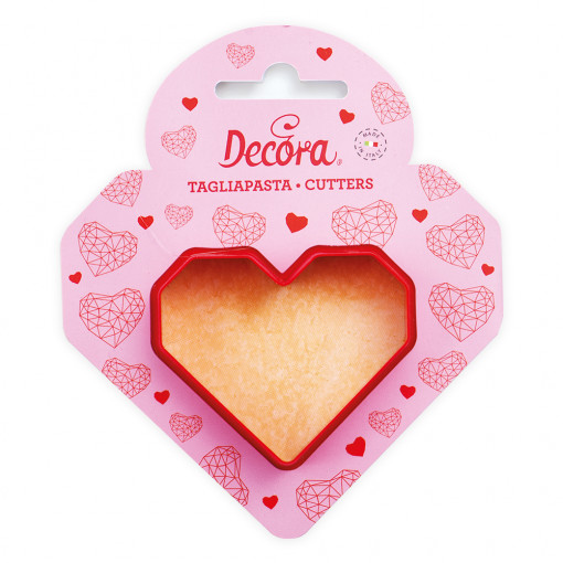 Plastic Heart Cutter 7 x 5 x H 2.2 cm