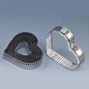Inima Festonat - Decupatoare Inox Ø 6 - 14 x H 2 cm, Cutie 9 Buc