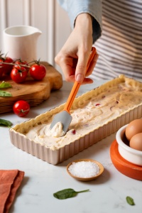 Perforált, hullámos szélű tortaforma, levehető aljjal, 32 x 11 x H 3 cm, tapadásmentes fémből - Img 3