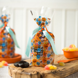 Pungi S cu Baza, Celofan cu Model Haloween, 12.5 x 3 x H 24 cm, Set 20 Buc - Img 3