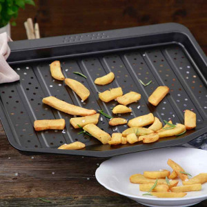 Tava Coacere Perforata Crisp & Fry , 41 x 31.5 x H 2.5 cm, Aluminiu Antiaderent - Img 4