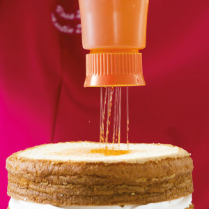 250 ml bottle with perforated stopper, Ø 6 x H 16 cm - Img 2