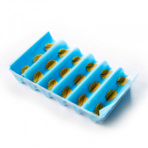 Dupla sárga ívelt leveles csokoládé dekoráció, 3,3x1,9 cm, 120 gr, 144 darab - Img 8