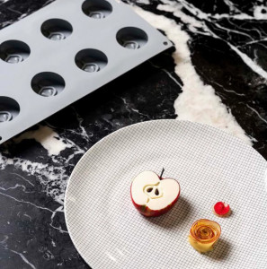 Silicon Gourmand Half-Sea Gourmand mould 5.8 × 5.5 × H 2.2 cm, 8 cavities - Img 1