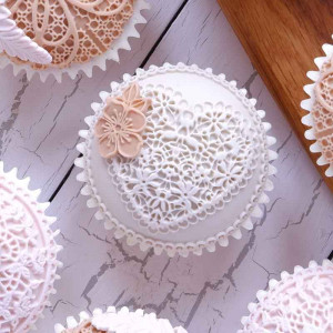 Silicone mould Heart Lace Ø 7 x 0.5 cm - Img 2