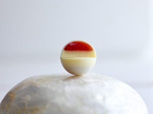 Бял шоколад 31%, Belcolade Selection, 15 кг - Img 3