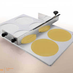 Adjustable Stainless Steel Squeegee for Chocolate Ganache and Rolled Sheets, 50 x 18 x H 6 cm - Img 1