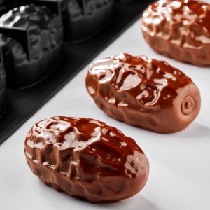 Curmala 3D, 9 x 5 x H 4.5 cm – Monoportii silicone mould, 16 cavities x 110 ml