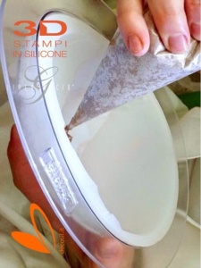 Infinity Medium Egg Silicone Mould, Ø 12 x H 18 cm - Img 2