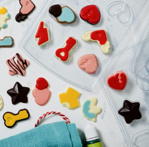 Pralines / Chocolate Decorations, Love Ø 1.5 x H 2.6 cm - Plastic Mould Set and Packaging Accessories - Img 2