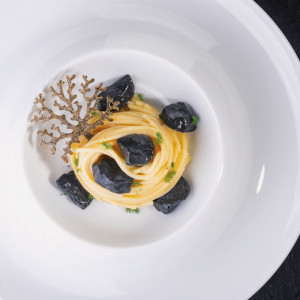 Силиконова форма Gourmand 3,9 x 2,9 x H 1,8 cm, 28 кухини - Img 3