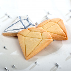 Cutter Plastic Diamond R 6 x H 2.2 cm - Img 2