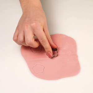 Hydrangea Flower - Stainless Steel Cutter and Silicone Moulding Ø 2.2 cm, Set 2 Pieces - Img 5