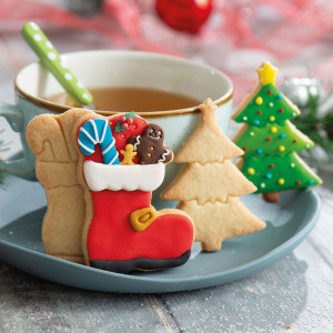Plastic Christmas Cutters - Christmas tree, R 6 - 8 x H 2.2 cm, 2 pieces - Img 4