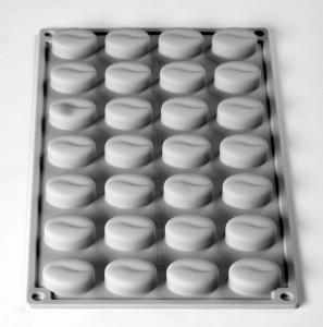 Silicon Gourmand Coffee Bean Gourmand mould 3.2 × 2.4 × H 1.3 cm, 28 cavities - Img 2