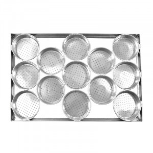 B Húsgombóctálca 60 x 40 cm - 13 üreg Ø 12 cm, perforált alumíniumból
