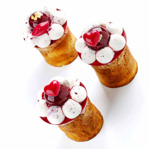 Csokoládé dekorációk Kis piros dupla szív, 2,15x2,05 cm, 220 gr, 80 db - Img 5