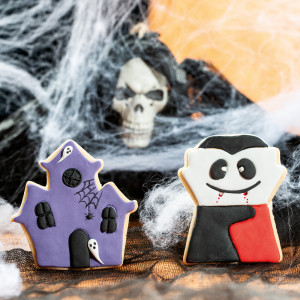 Decupatoare Plastic Halloween - Casa Vampirilor Ø 8 x H 2.2 cm, 2 Buc - Img 3