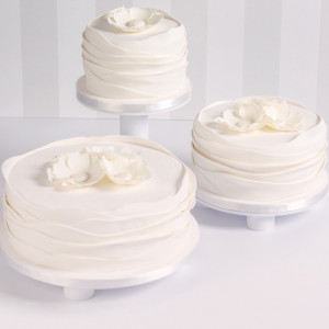 Modular Cake / Buffet Stand, 3 Plates, 67 x 37 x H 21 cm - Img 1