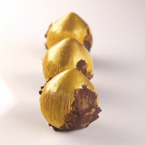 Aluna/Coconut Coconut 3D, Ø5.4xH6cm - Силиконова форма Monoportii Grolet, 8 кухини - Img 2