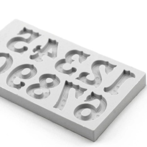 Mulaje Silicon Alfabet + Cifre Lemn Zebrat H 2.3 cm, Set 2 Buc - Img 2