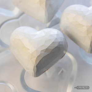 Polikarbonát forma Gyémántszív 21 Praliné csokoládé praliné 3,6 x 2,95 x H 1,9 cm, 13 gr - Img 5