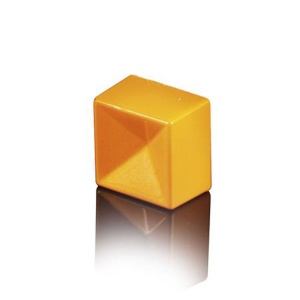 Polycarbonate mould 28 Praline Prisma Square, 2.5 x 2.5 x H 1.55 cm, 27.5x17.5 cm, 11 gr - Img 1