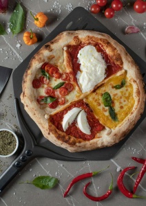 Professional Pizza Shovel Slate Square Perforated, Hard anodised aluminium, 33×33 cm, Handle 150 cm - Img 2