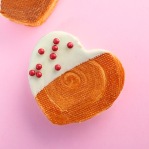 Stainless steel New York Roll Heart, 10 x 10.7 x H 3.5 cm - Img 4
