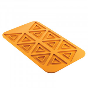 Форма Силикон NaturaE Триъгълници 2.0 11 x 9,7 x H 0,5 cm, 12 кухини - Img 2