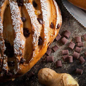 Черен термостабилен шоколад 45,4% Barry Callebaut, 2,5 кг - Img 2
