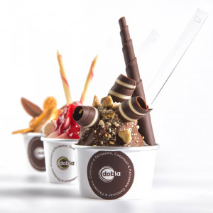 Black Chocolate Decorations with White inserts Double Spiral, 1.3 - 2.5 cm, 400 gr, 180 pcs - Img 2