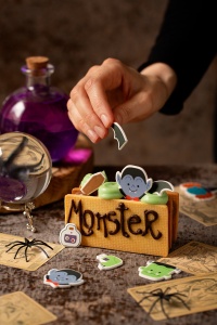 Decor Zahar - Mix Tematic Halloween Ø 1.5-5 x H 2-4 cm, 16 buc - Img 2