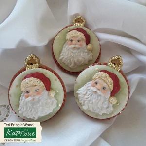 Mulaj Silicon Craciun - Decor / Top Cupcake Cap Mos Craciun Ø 6 cm - Img 2