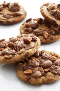 PatisFrance Filling Pecan Walnuts and Chocolate Milk 18% Puratos, 2 Kg - Img 2