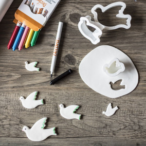 Pigeons - Plastic Cutters R 6.5 - 9 x H 2.2 cm, 3 pcs - Img 2