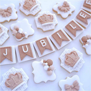 Silicone Alphabet Moulding on Flags, 2.9 x 1.9 cm - Img 2