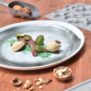 Силиконова форма Gourmand Shells Nape 3,8 x 2,8 x H 1,6 cm, 18 кухини - Img 4