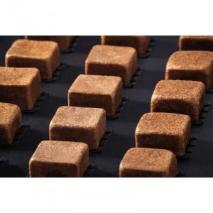 Форма Cookmatic Choux Cub 3,2 x 3,2 x H 3,2 cm, 30 кухини - Img 4