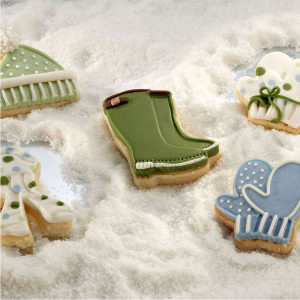 Biscuits or Decorations Winter, Christmas - Plastic Cutters with Extractor Ø 5.5 cm, Set 4 Pieces - Img 2