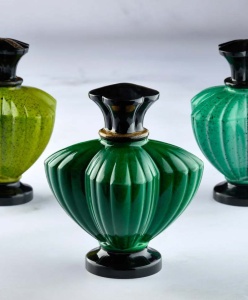 Parfümös üveg Boheme 3D, 10,2 x H 12,1 cm, készlet Matrite műanyag 2 csokoládé tárgyak