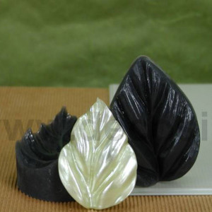 Остри листа с гладки ръбове - Decosil Silicone Moulding, 8 x 6 cm - Img 2