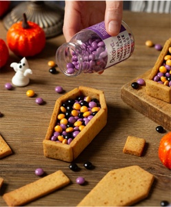 Decupatoare Plastic Halloween - Sarcofag 10, 13 x 5, 7 x H 2.2, 3 cm, 2 buc - Img 6
