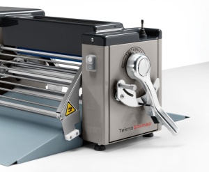 Manual puff pastry machine with Teflon inclined plane, TABLETTE model - Img 2