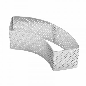 Microperforated Branch Tarte Viennoiserie by Johan Martin Crescent 15.7 x 5 x H 4.5 cm