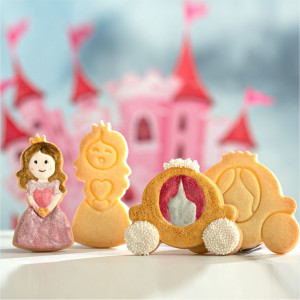 Princess and the Way - Plastic Cutters R 8 and 9 cm, Set 2 pcs - Img 2