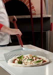 Professzionális perforált négyzet alakú négyzet alakú pizzalapát Tulipán, eloxált alumínium, 33×33 cm, nyél 30 cm - Img 3